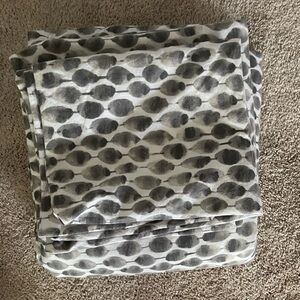 West Elm king size duvet with two king pillow shams